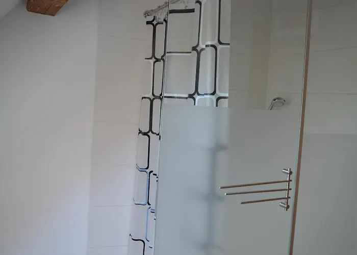 Mit Charme Und Blick Auf Apartment